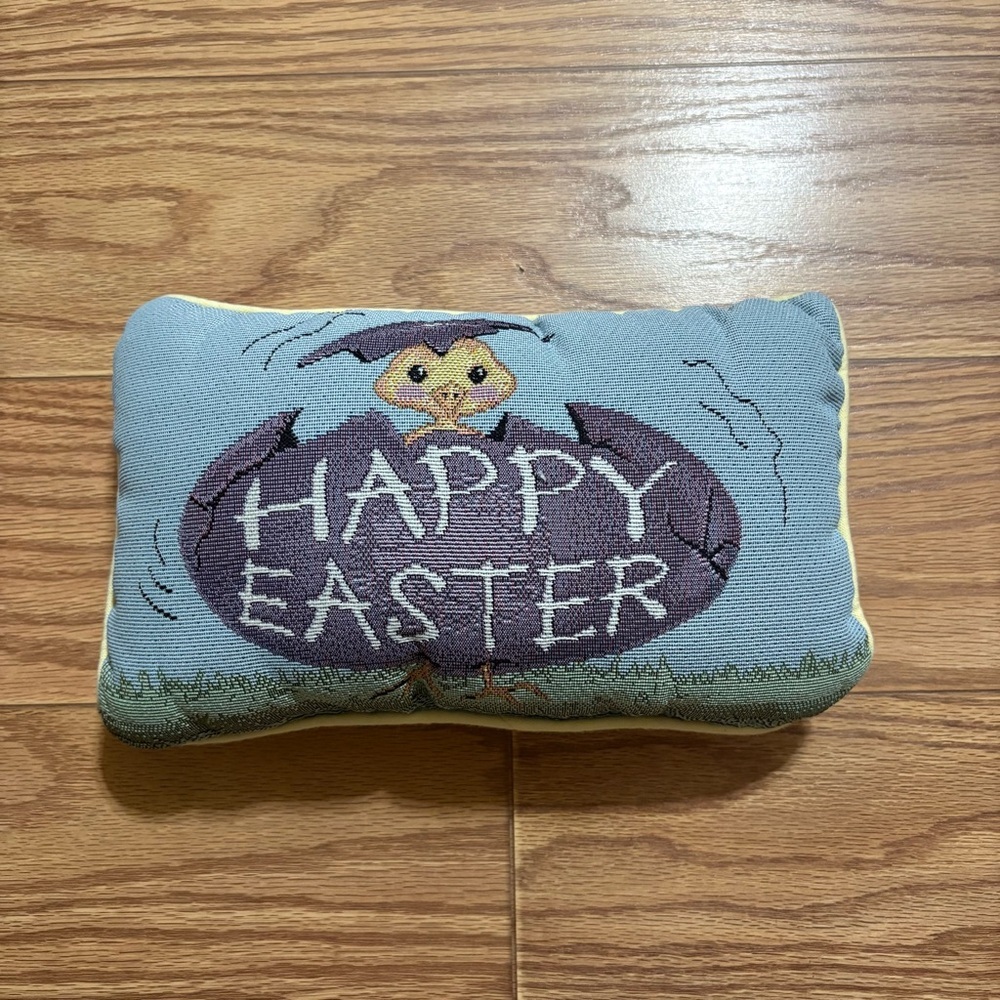 Vintage Easter Pillow